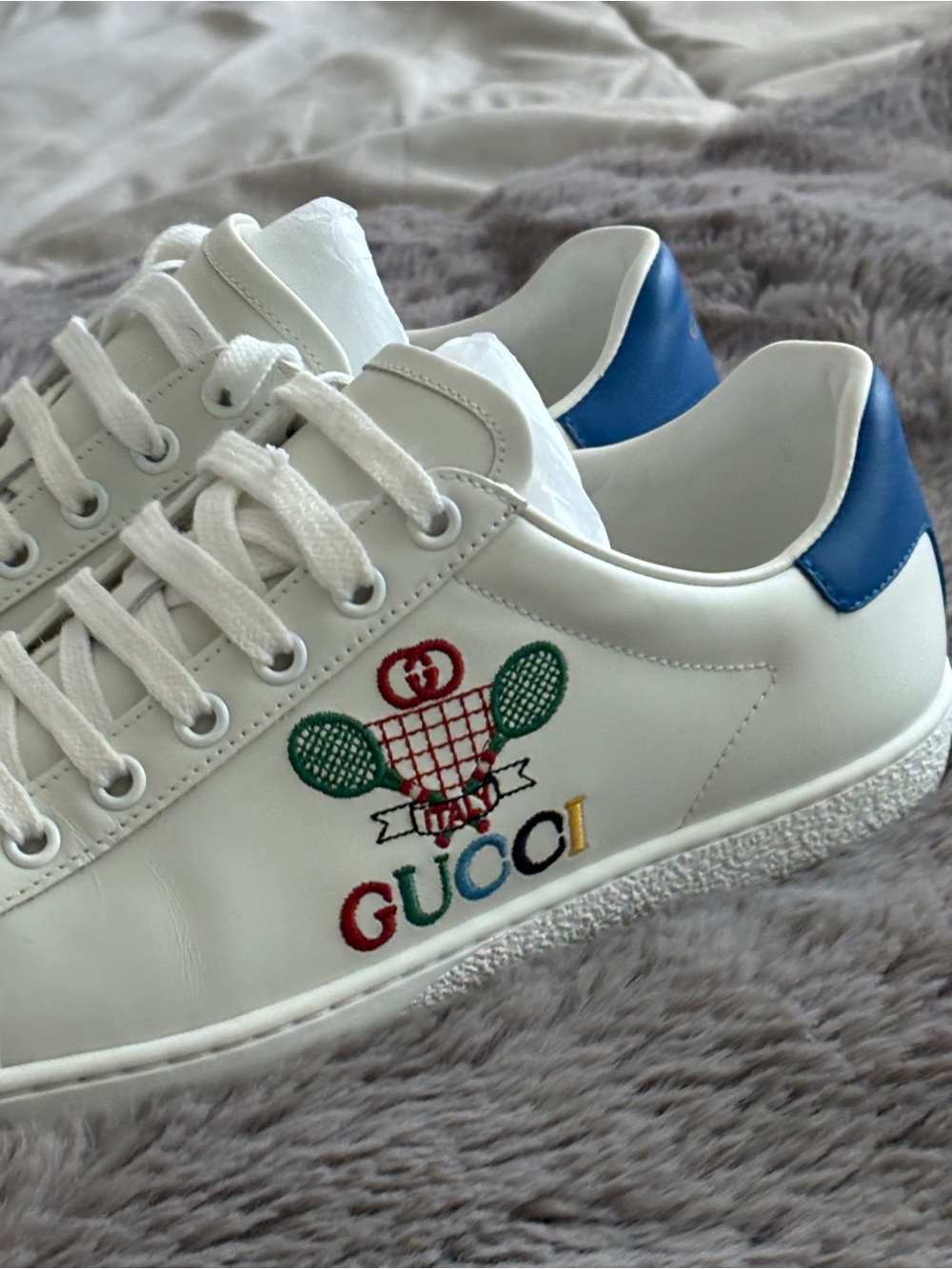 Gucci White Leather Sneakers with Blue Heel Tab and Multi-Color Embroidery